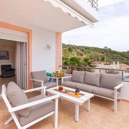 Villa Oasis Galatas  Luaran gambar