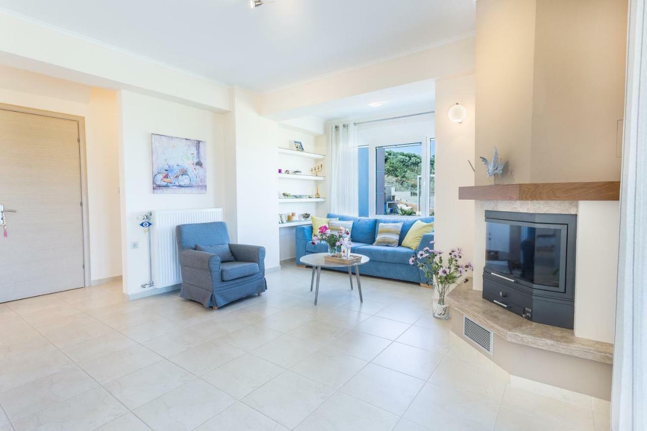 Villa Oasis Galatas  Luaran gambar