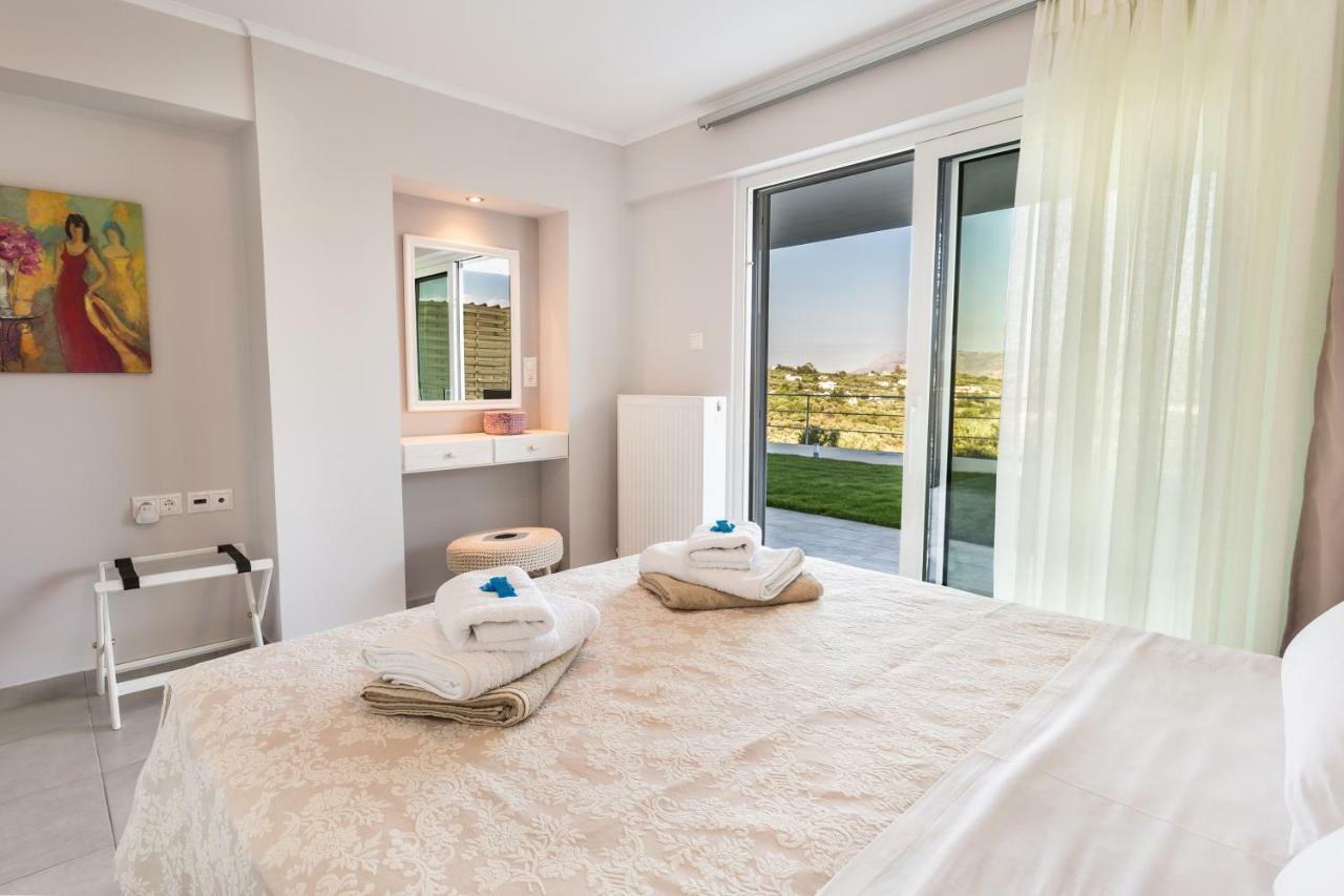 Villa Oasis Galatas  Luaran gambar